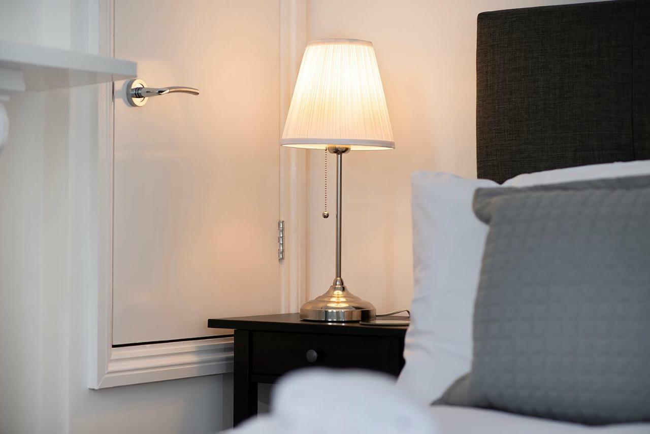 Flat A - Spacious Ground Floor, 1 Bedroom Apartment In Central Southsea, Portsmouth Zewnętrze zdjęcie